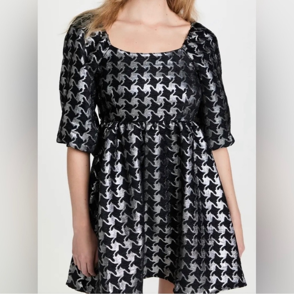 Moon River Metallic Silver Black Houndstooth Pattern Mini Dress EUC